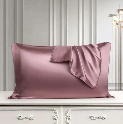 Silk pillow case for better sleep